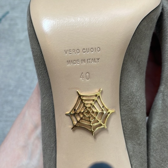 NWOB Charlotte Olympia Natalie Pumps - Picture 6 of 10